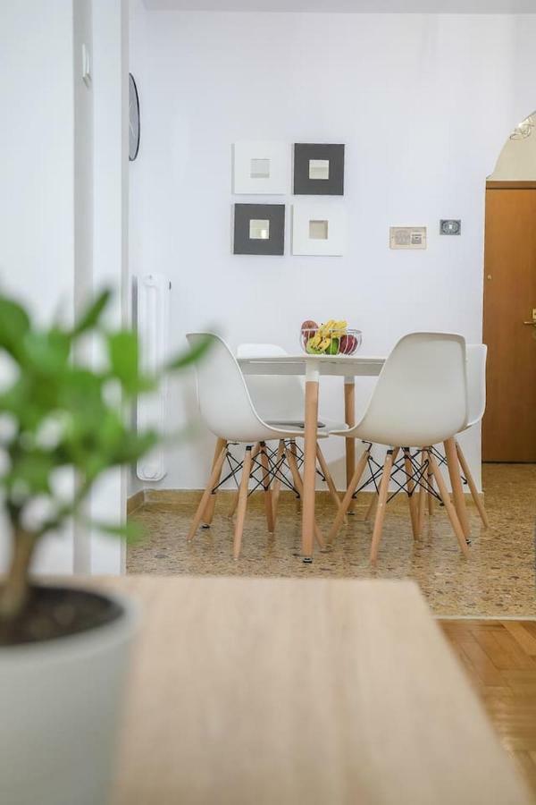 Charming Apartment Near Panathenaic Stadium Buitenkant foto